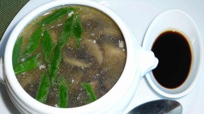Китайска супа с гъби и пиле|escape