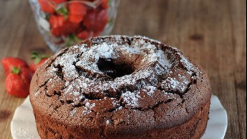 Шоколадов кекс с бадемово брашно