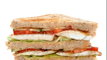 Клуб сандвич с пиле